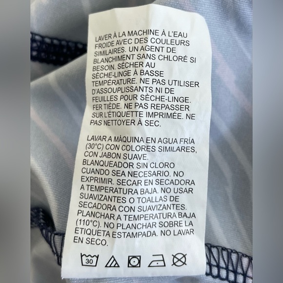 PGA TOUR Women’s Quarter Zip Top Size L Navy Blue Vented mesh sleeves - Picture 7 of 7